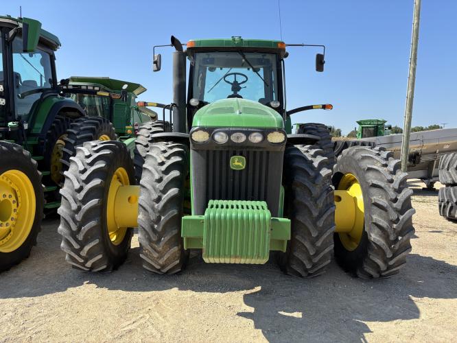 John Deere 8420