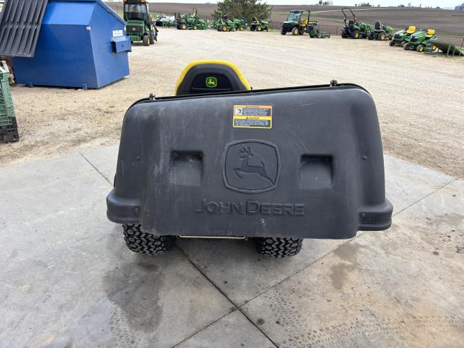 John Deere X585