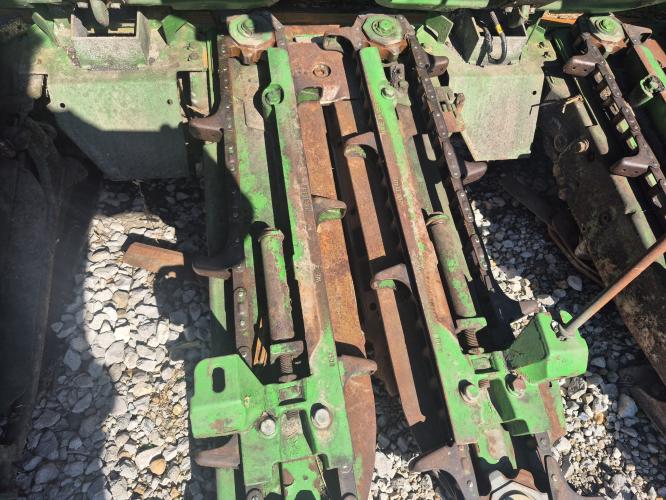 John Deere 608C StalkMaster