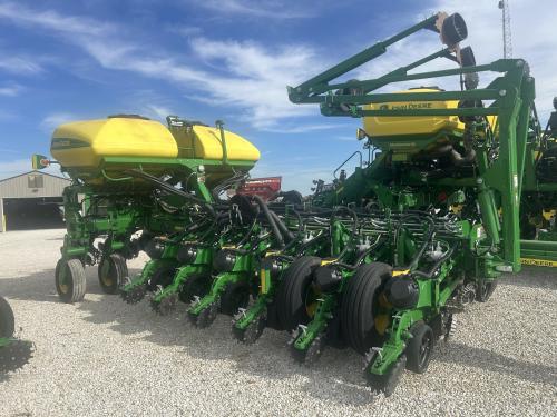 2020 John Deere 1775NT