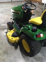 John Deere X570