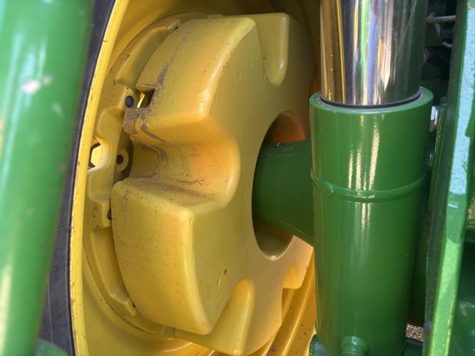 John Deere 8285R