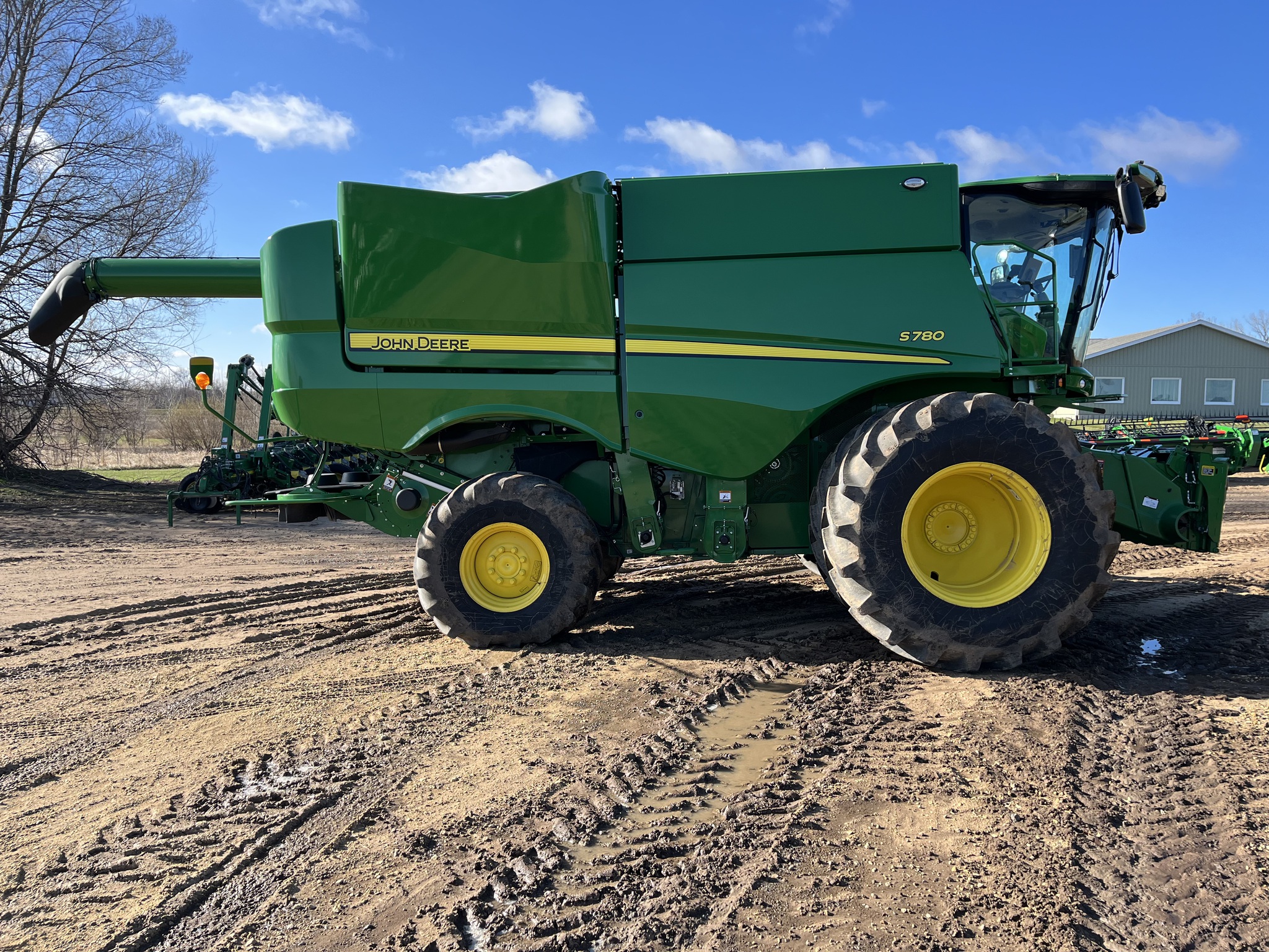 2023 John Deere S780