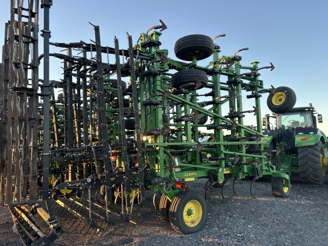 John Deere 2230FH
