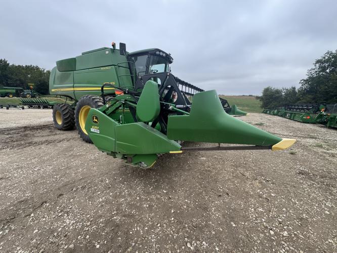 John Deere 625F