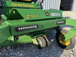 John Deere Z720E