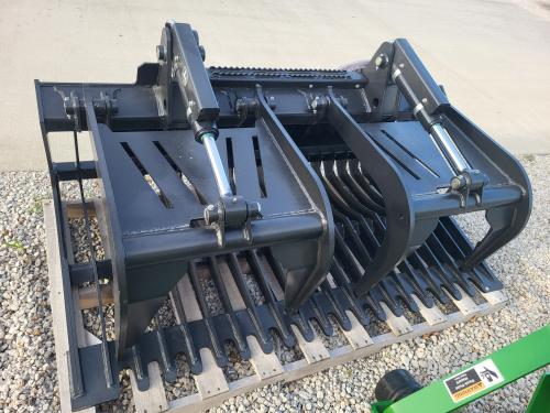 2023 John Deere GR72B