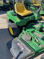 John Deere F620