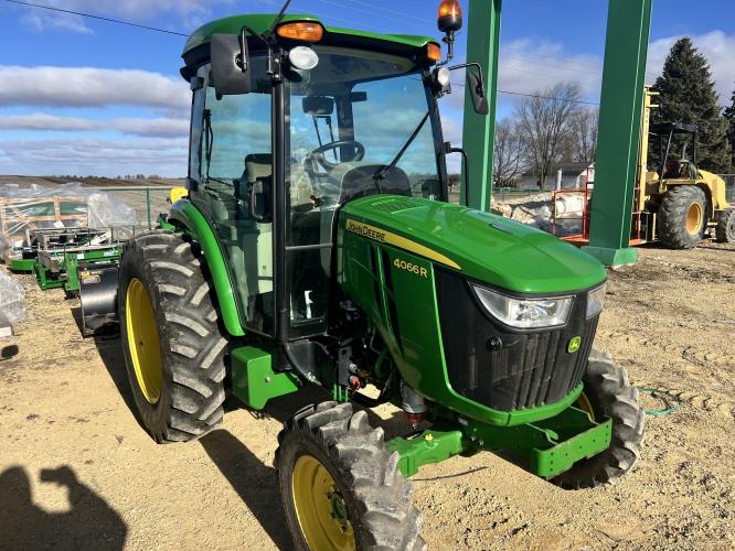John Deere 4066R