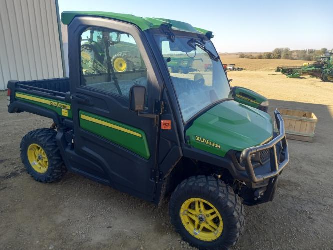 John Deere XUV835R
