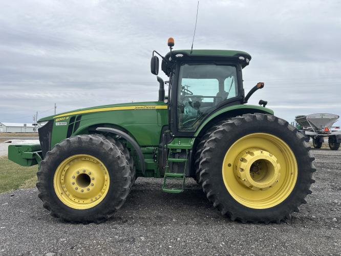 John Deere 8360R