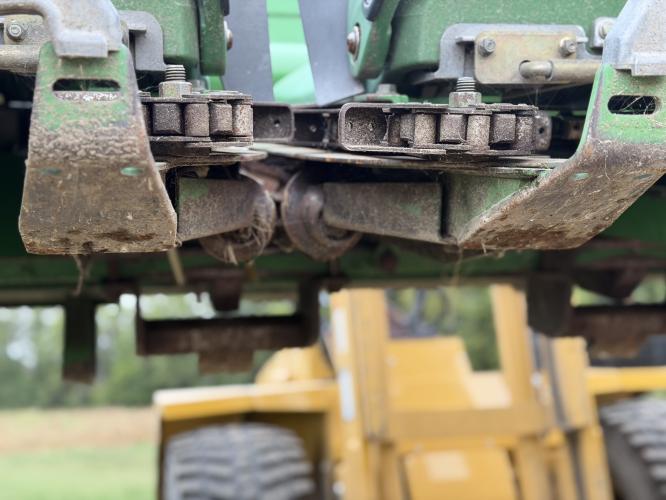 John Deere 608C
