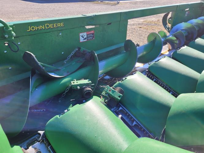 John Deere 708C