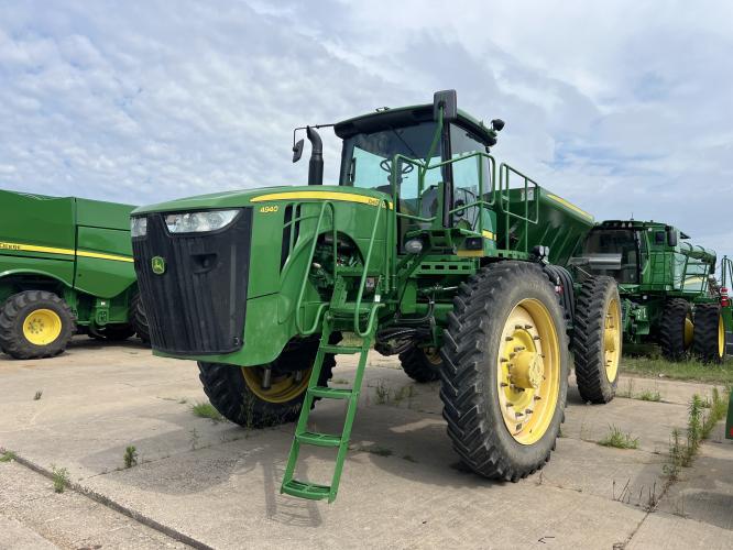 John Deere 4940