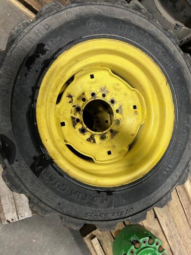 John Deere 27X10.50-15 R4 Tire & wheel ass'm