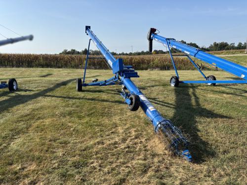 2024 Brandt 1037