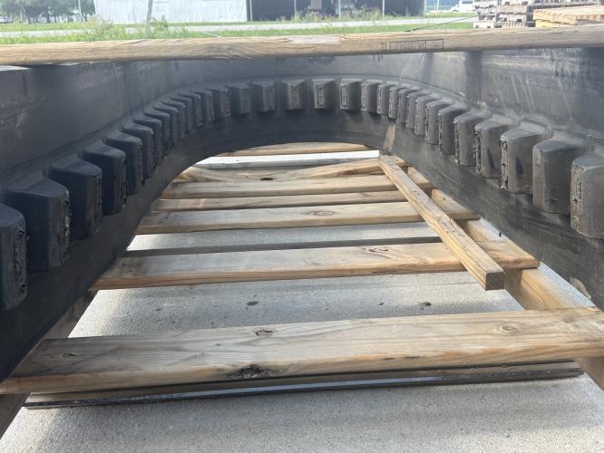 John Deere R565017 18" Track