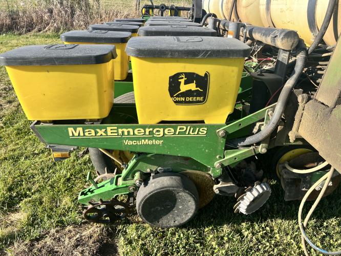 John Deere 1770