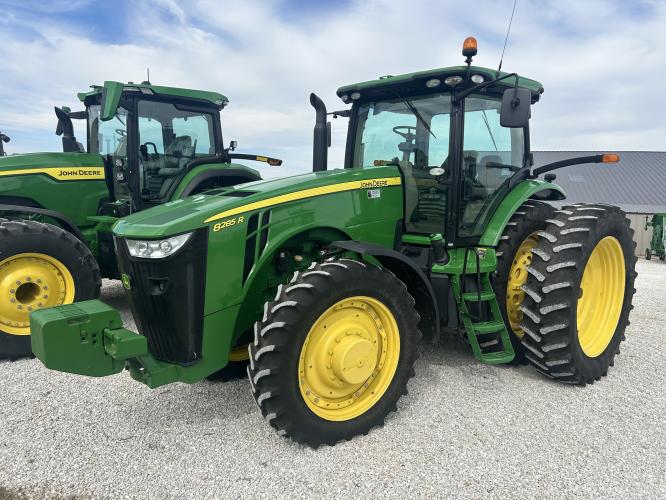 John Deere 8285R