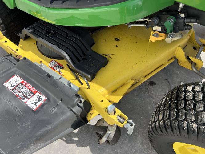 John Deere X730