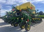 John Deere 1775NT