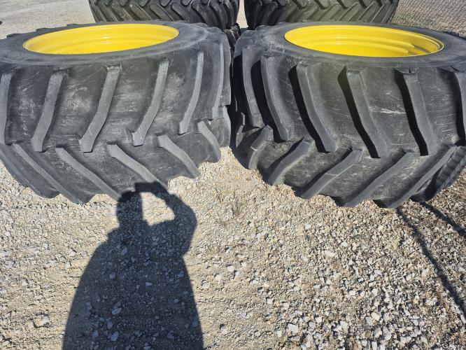 Goodyear 110045R46LSW