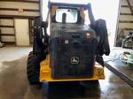 John Deere 332G