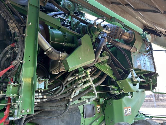 John Deere S790