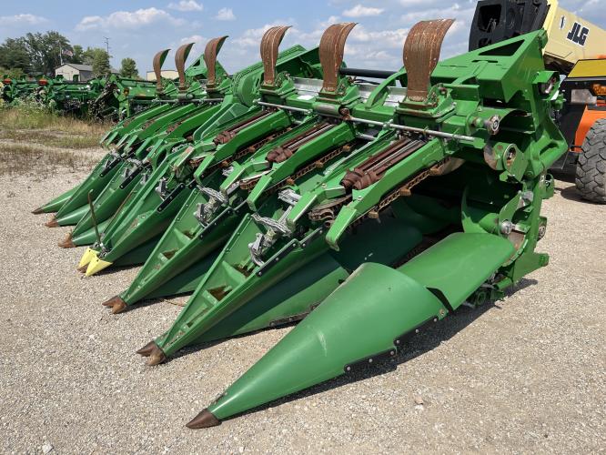 John Deere C12F