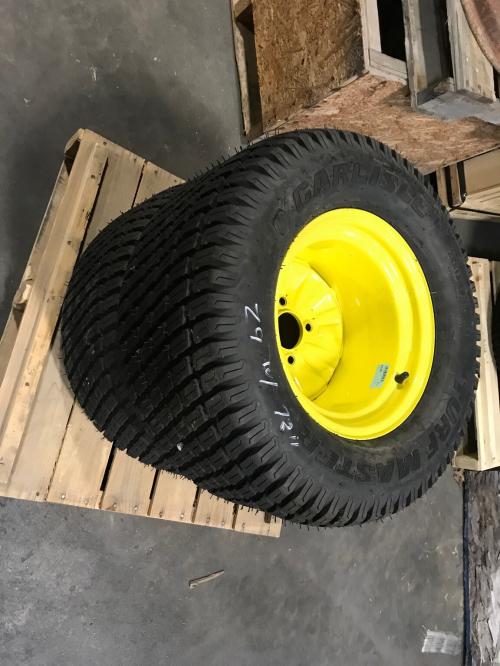  John Deere new TCA17307/A-B1TI409 [2] Whls&Tires - 24x12-12 for Z900 w/72" deck