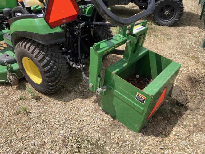 John Deere 1025R
