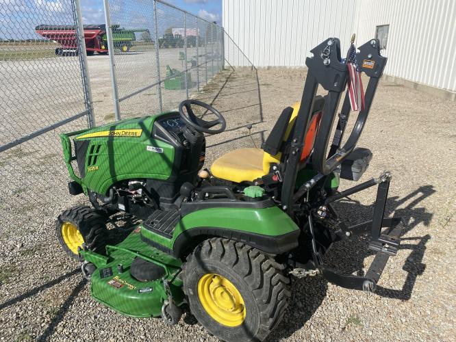 John Deere 1025R