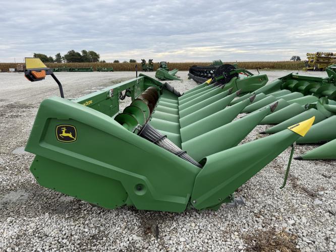 John Deere C8R