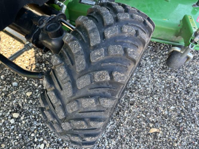 John Deere 1025R