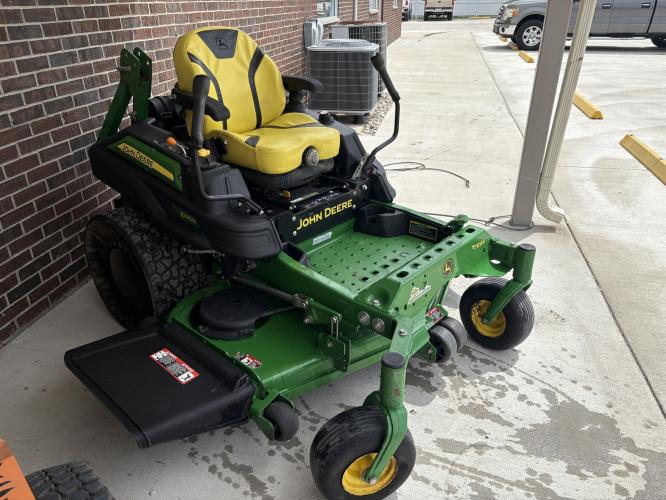 John Deere Z930R