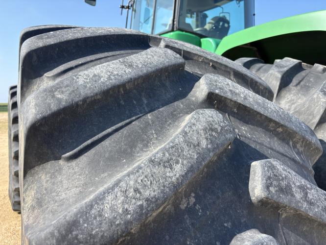 John Deere 9530