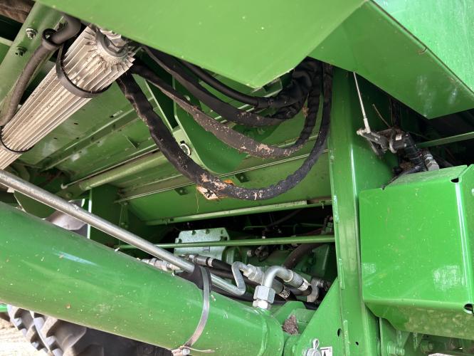 John Deere S780