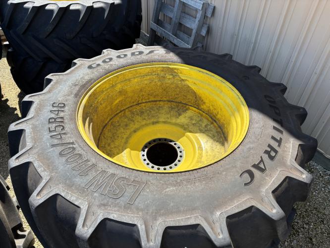 Goodyear 1100/45R46