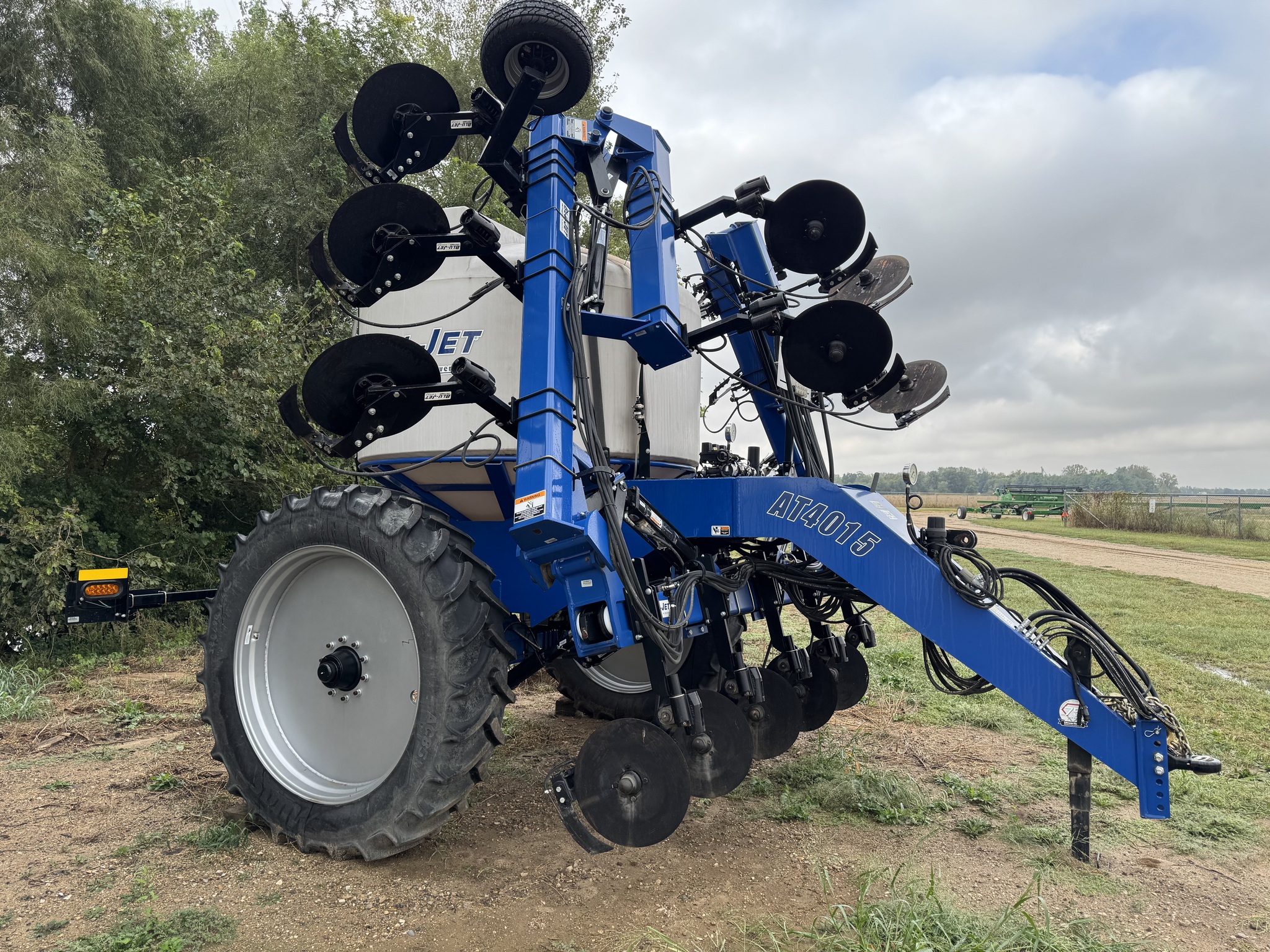2022 Blu-jet AT4015