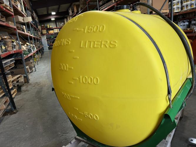 John Deere BA92804 / 420 GALLON FERTILIZER TANK