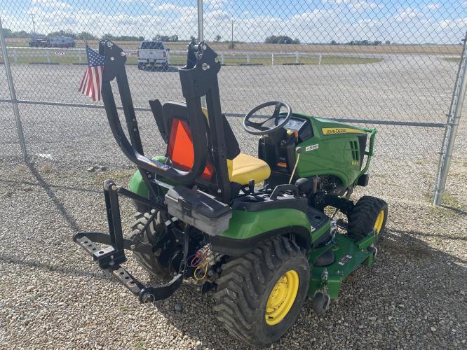 John Deere 1025R
