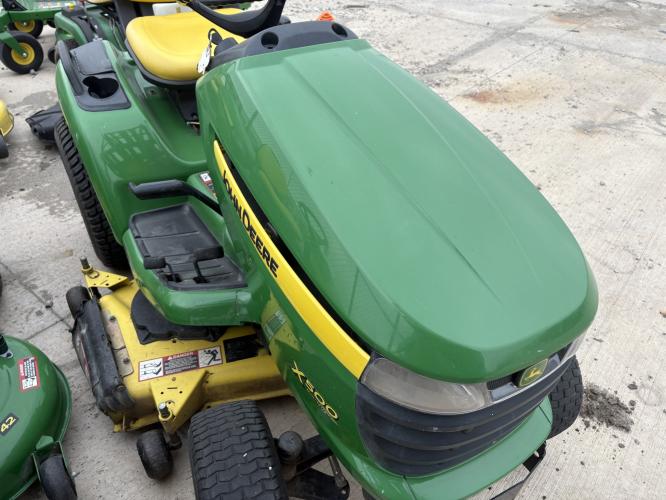 John Deere X500
