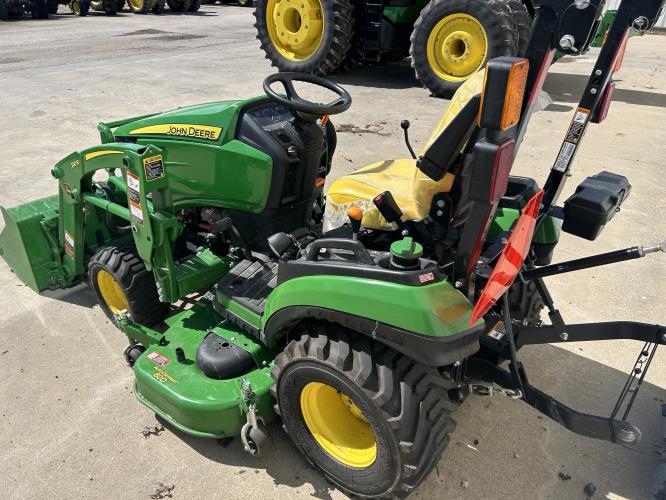 John Deere 1025R
