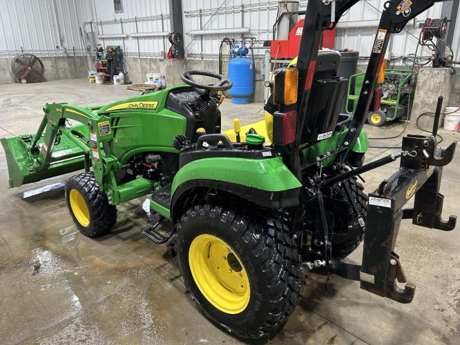 John Deere 2025R