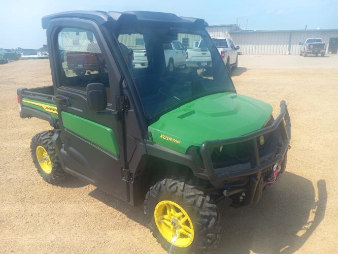 John Deere XUV 835M