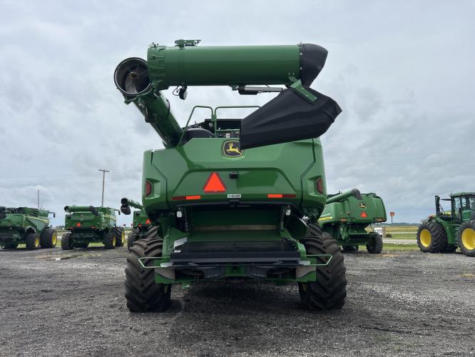 John Deere X9 1000