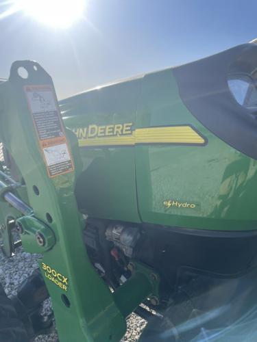 John Deere 3720