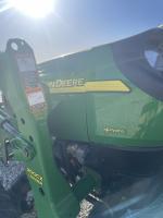 John Deere 3720