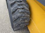 John Deere 320G
