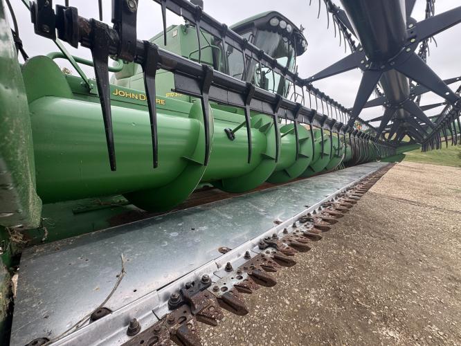 John Deere 625F